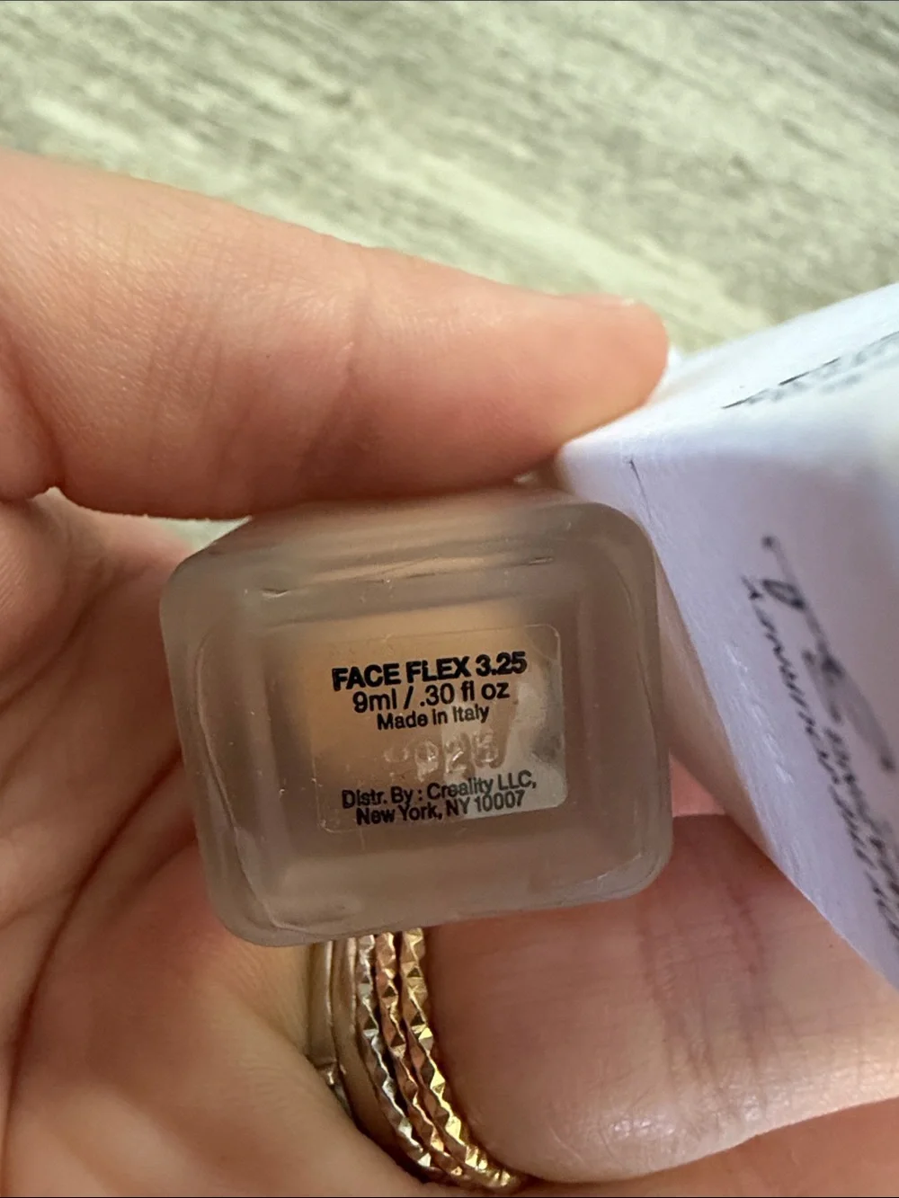Sarah Creal Face Flex Concealer - Warm Tan (3.25)